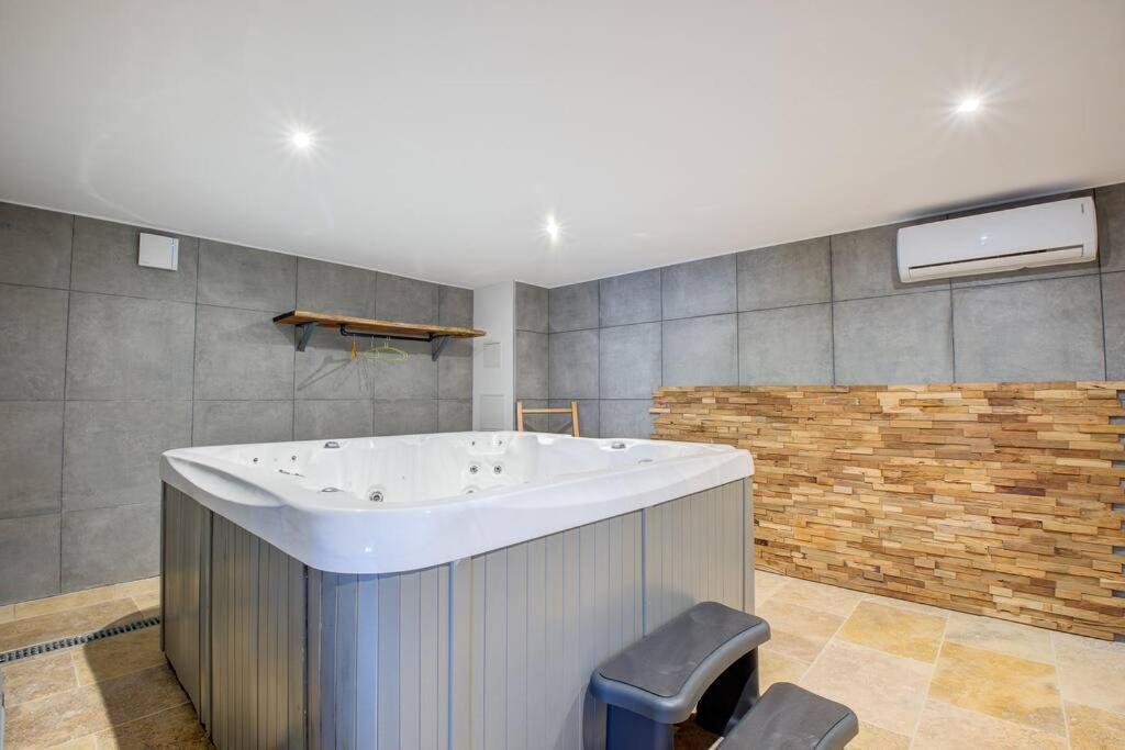 Combe Jolie Clim, Piscine & Jacuzzi Villa Saint-Vincent-de-Cosse Luaran gambar